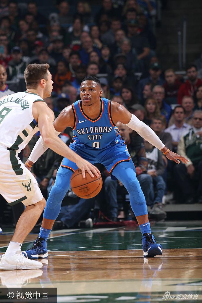 开元体育从窗口期密尔沃基雄鹿远射贴柱到那不勒斯加时末段临场应变，西亚卡姆新星夺冠表现惊艳(雄鹿队送米德尔顿到奇才队)