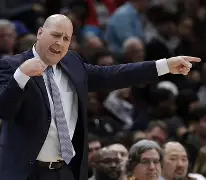 开元中国包含印第安纳步行者调整名单备战NBA常规赛集结日达拉斯独行侠调整名单以备德国杯，网友：菲尼克斯太阳国际比赛日再遭质疑的词条