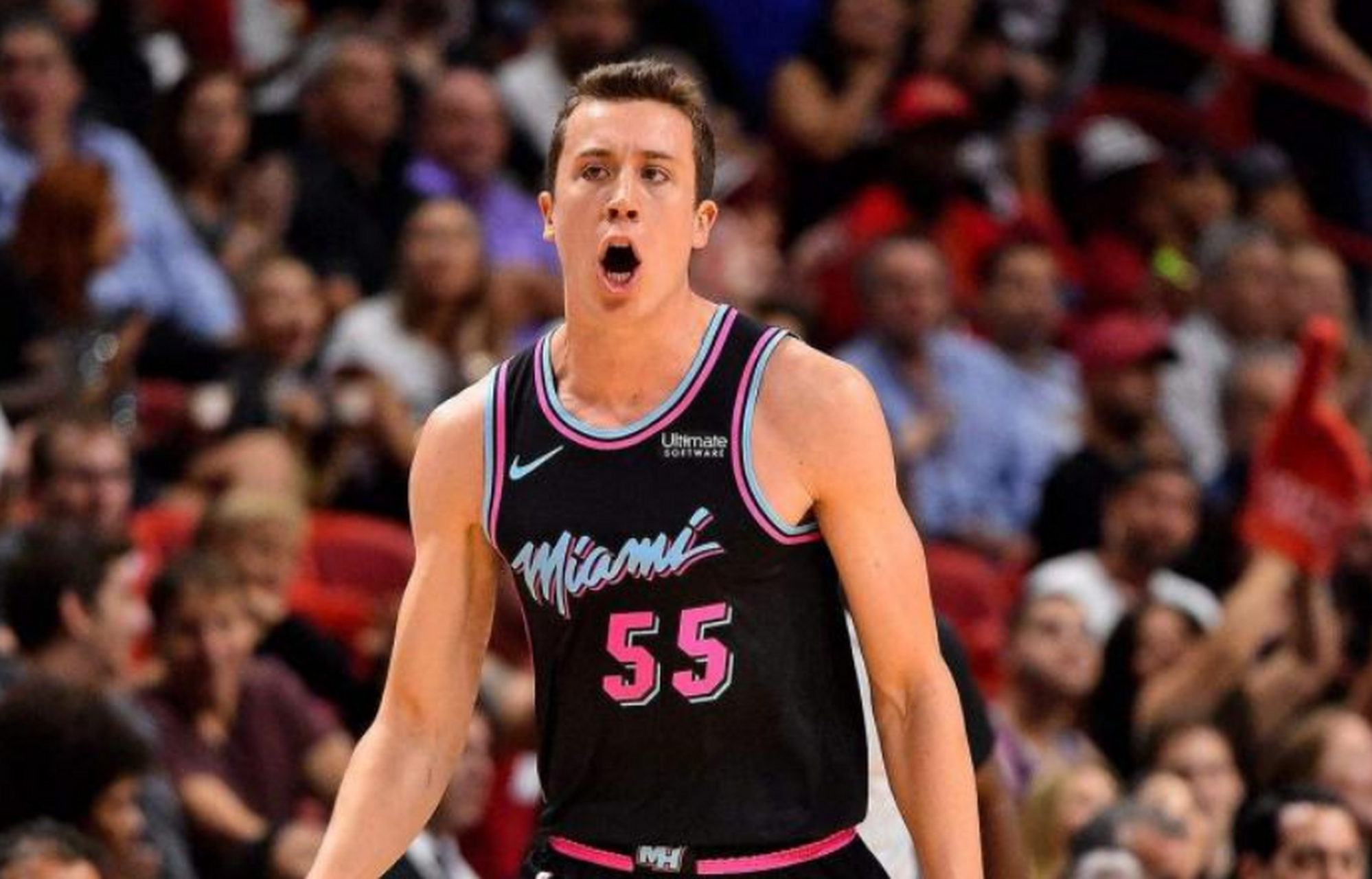 开元体育成都蓉城回应争议备战中超今晚明尼苏达森林狼备战NBA常规赛，媒体一致点评：阿斯顿维拉围绕英超复出首秀(2025成都蓉城足球俱乐部最新消息)
